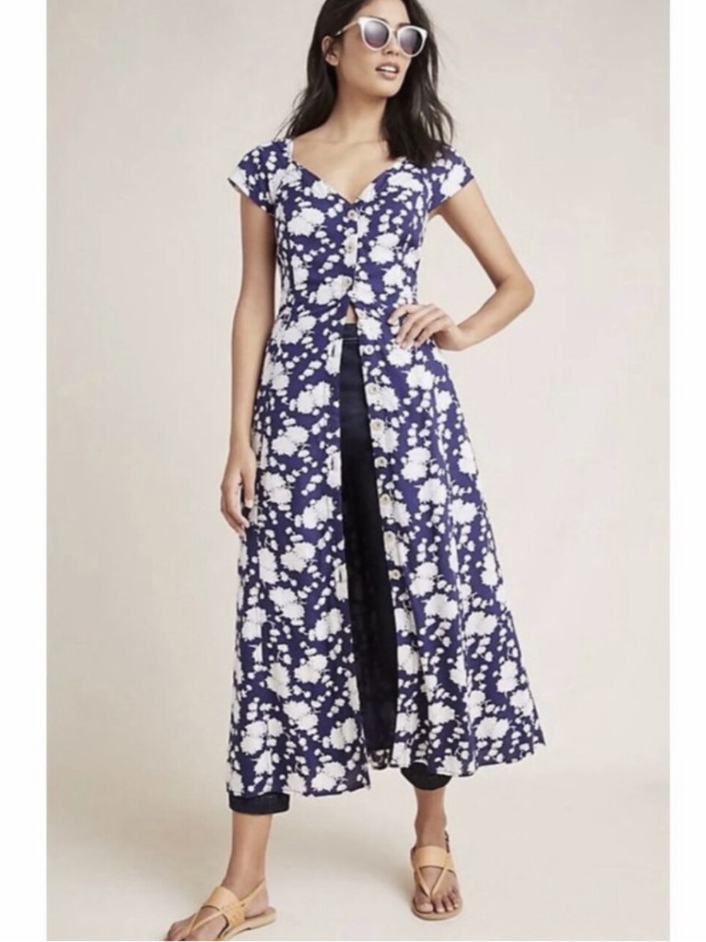 Maeve Anthropoligy Navy White Floral Midi Dress Criss Cross Back
Pockets Size 4